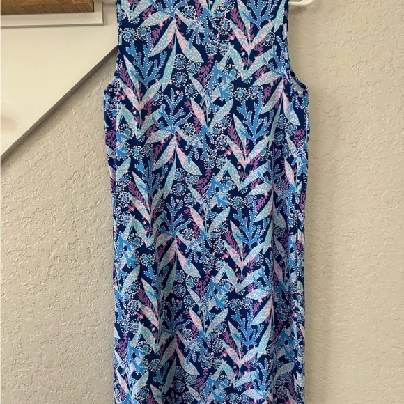 Sleeveless cover-up - Picture 3 of 6